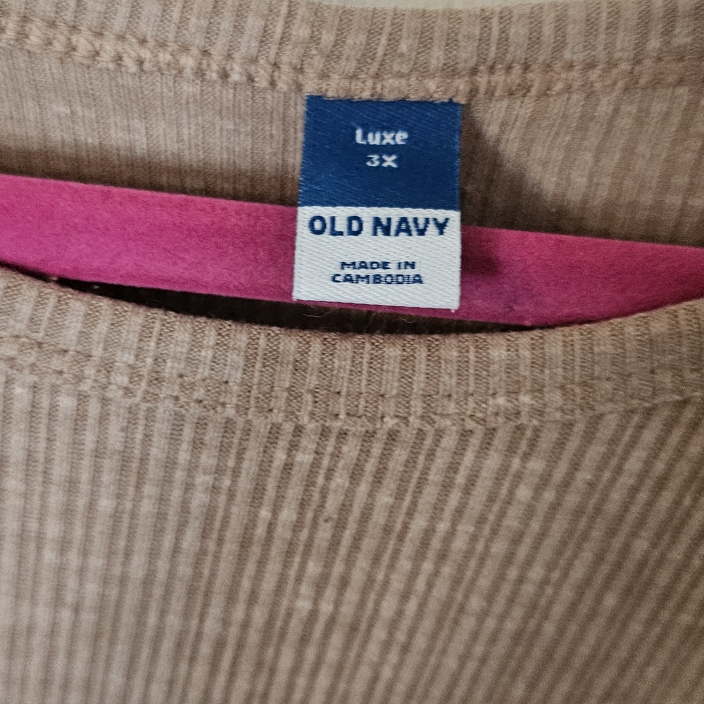 Old Navy Ribbed Beige Top - Picture 3 of 4